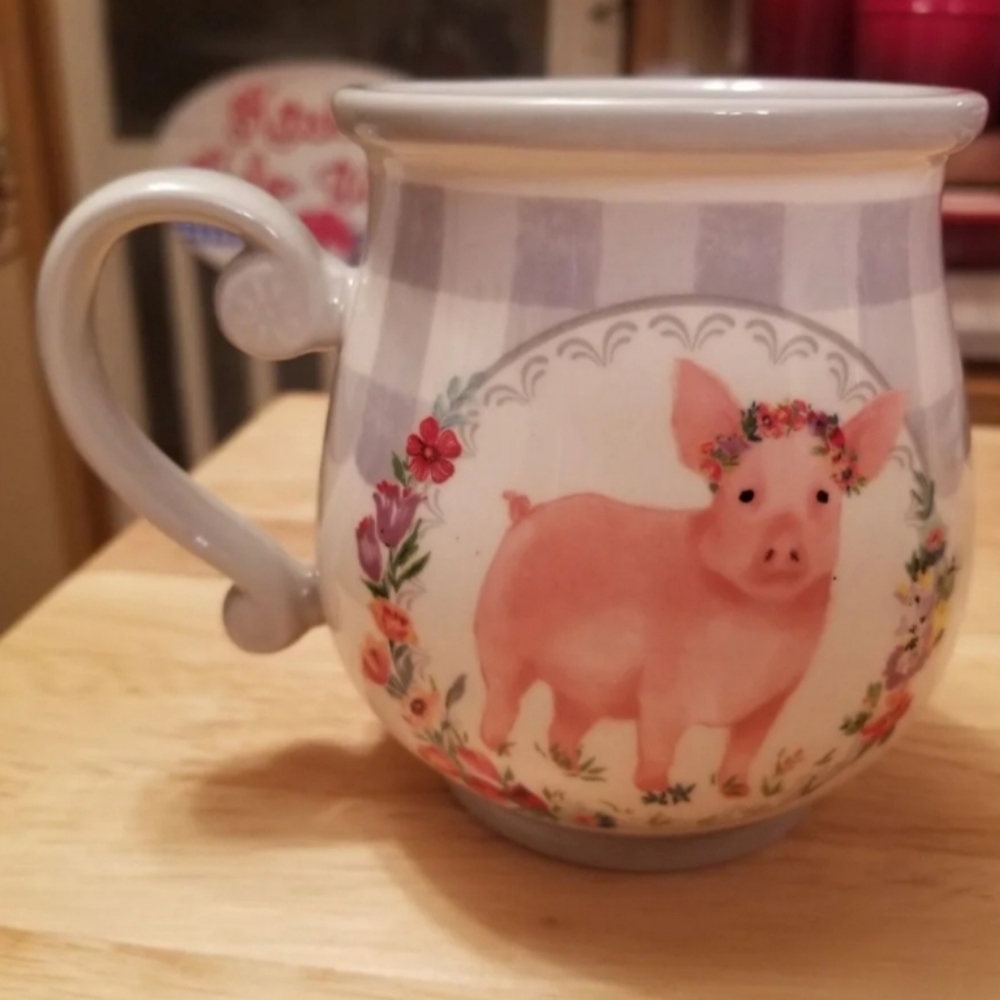 ๐น Pioneer Woman Gingham pig mug๐น - Picture 4 of 4